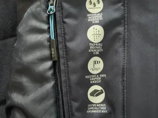 Skijakke med gode detaljer
