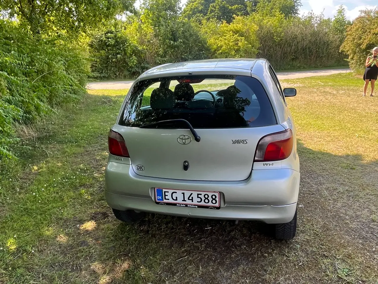 Billede 5 - Toyota Yaris 1,3 årgang 2002benzin kM 129.900