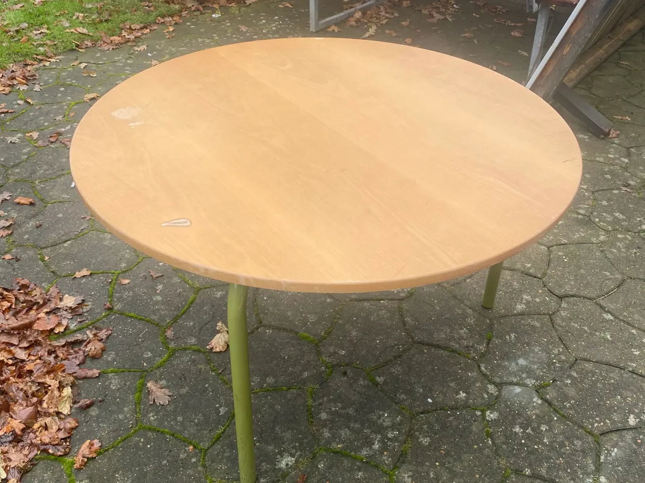 Billede 5 - Rundt køkken bord