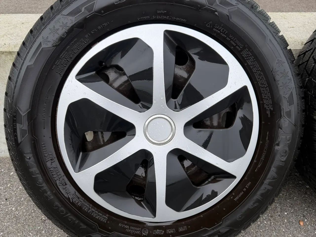 Billede 4 - 16” Originale Ford stålfælge med ny vinterdæk