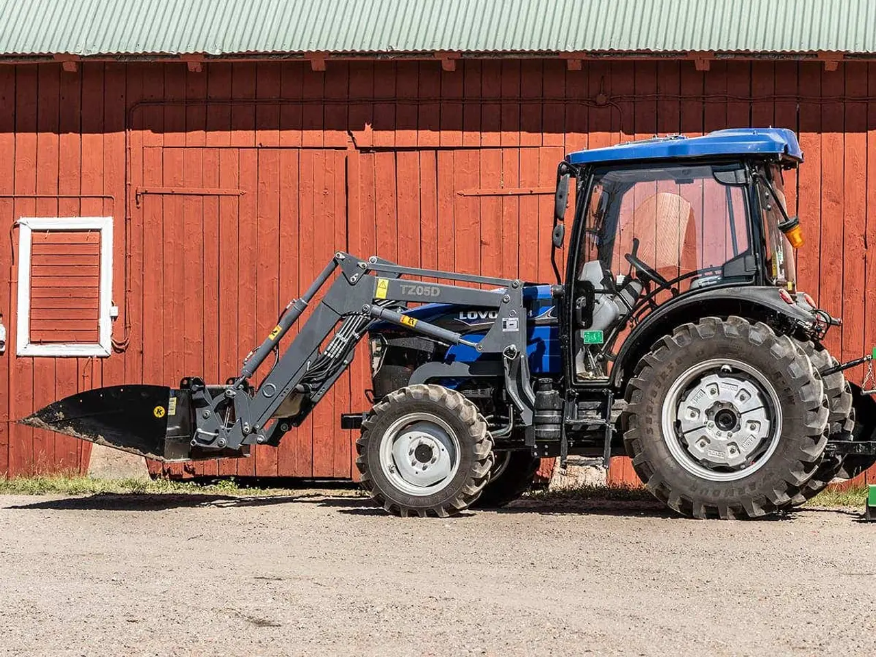 Billede 27 - Traktor Lovol 75 hk 4WD med frontlæsser, Stage V