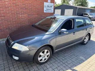 Skoda Octavia 1,8 TSi 160 Ambiente Combi