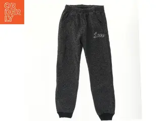 Børne sweatpants med 'Love' broderi (str. 140)
