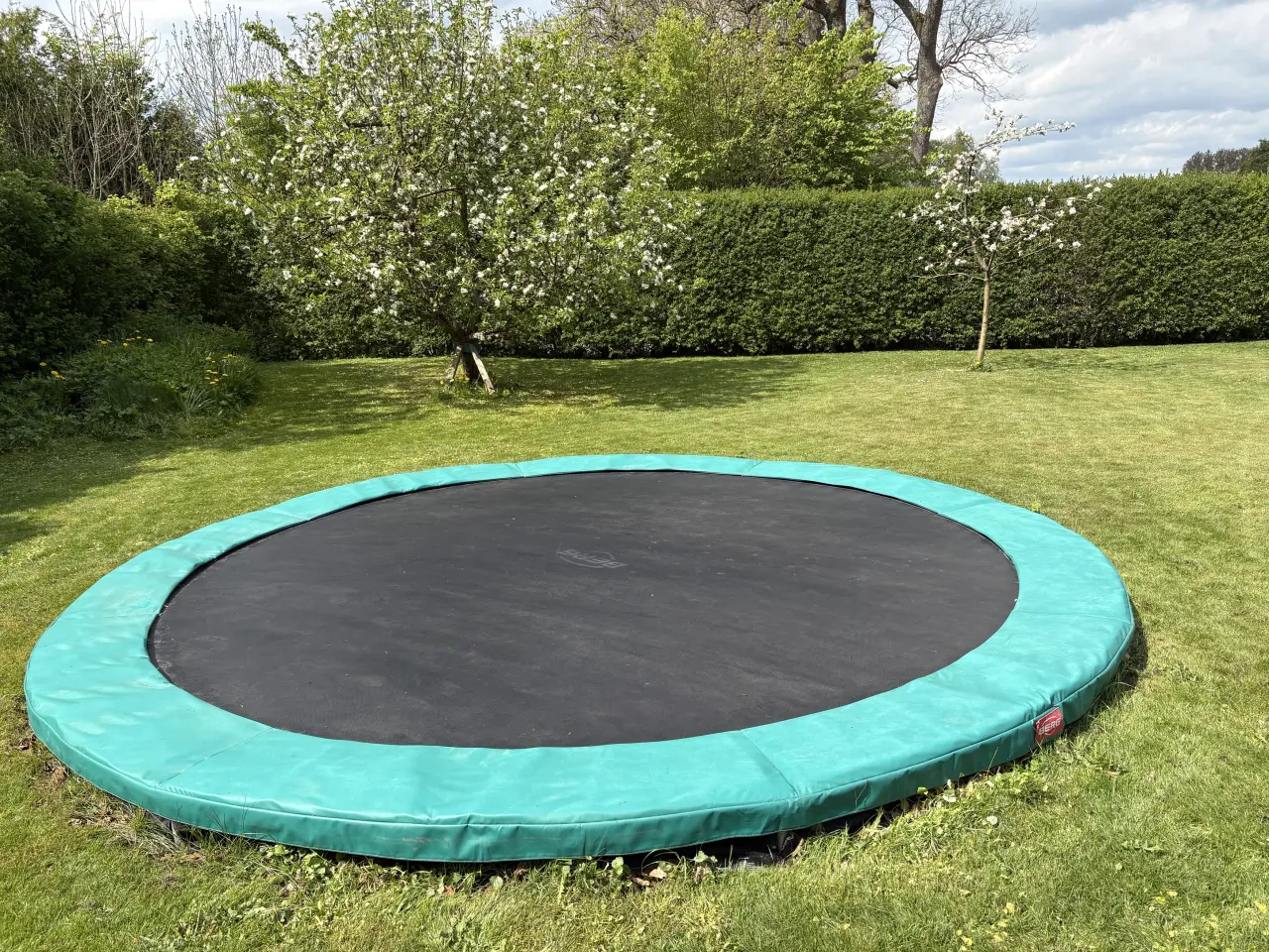 Billede 2 - Berg Trampolin til nedgravning