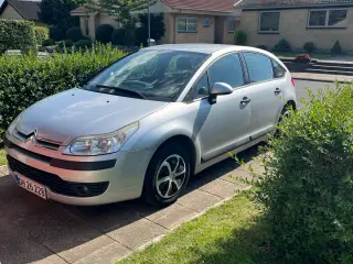 Citroen C4, 1,6 L, årgang 2007