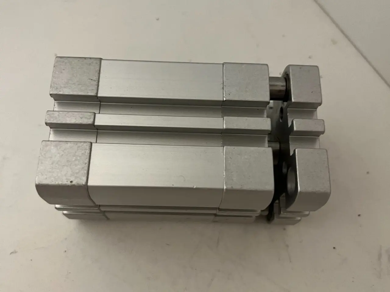 Billede 5 - Festo ADNGF-32-25-P-A Pneumatic Cylinder 32mm Bore