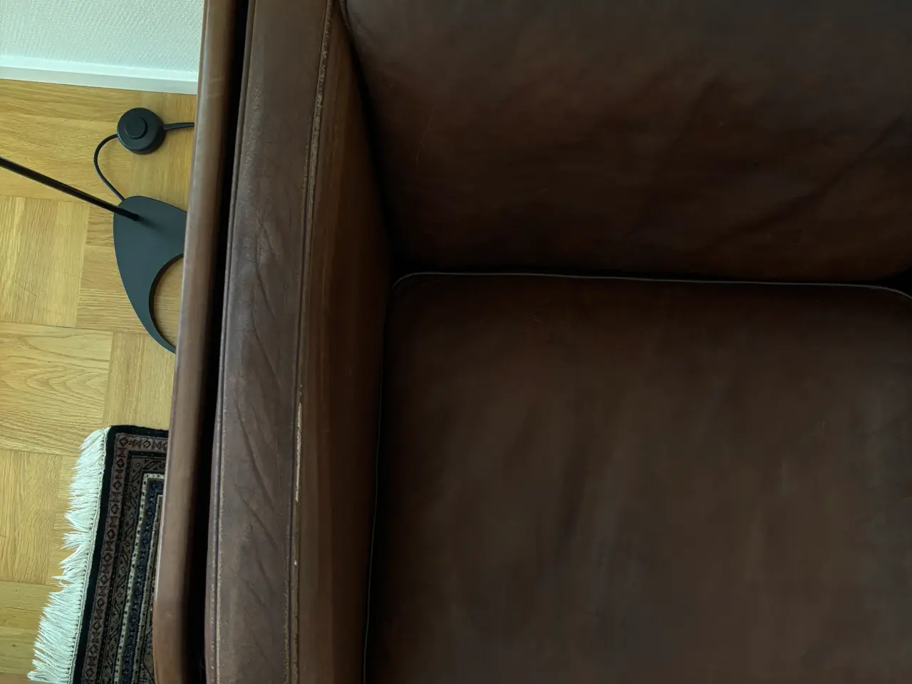 Billede 15 - To stk. ikoniske EJ20/JG2 to-personers sofaer