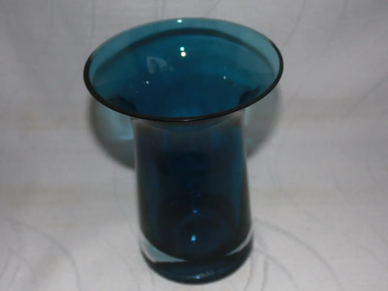 Billede 1 - XX Lin Utzon, Vase af blåt glas