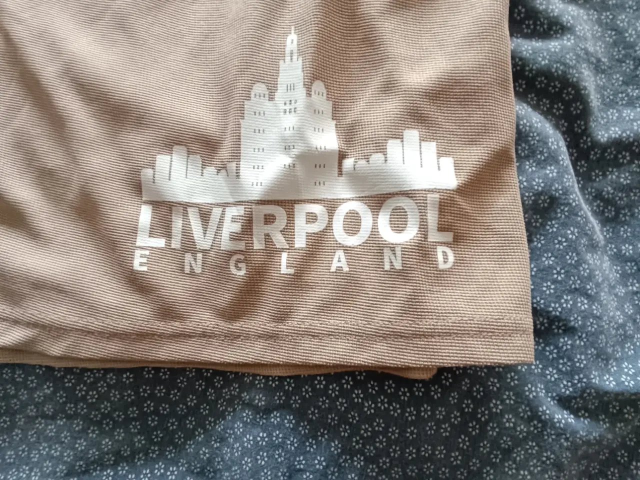 Billede 9 - 4 stk. Liverpool T-shirt + shorts