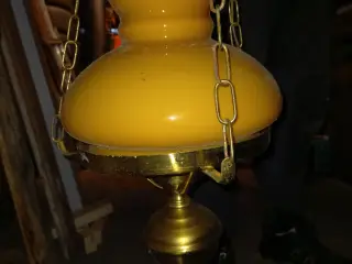 Messinglampe med glasskærm til el.