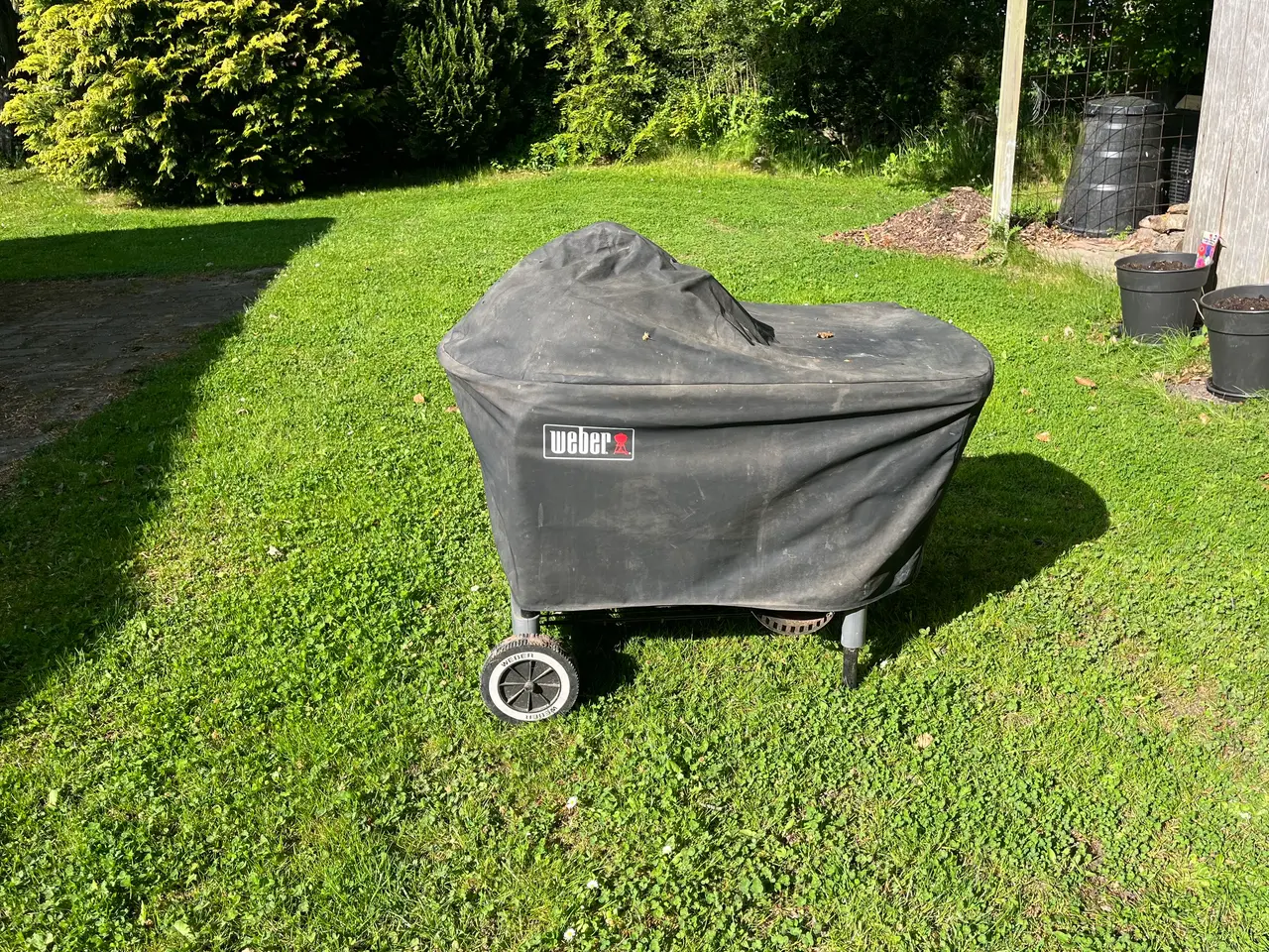 Billede 3 - Weber kuglegrill med bord