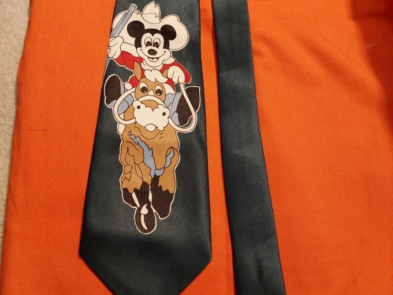Billede 4 - slips Mickey mouse