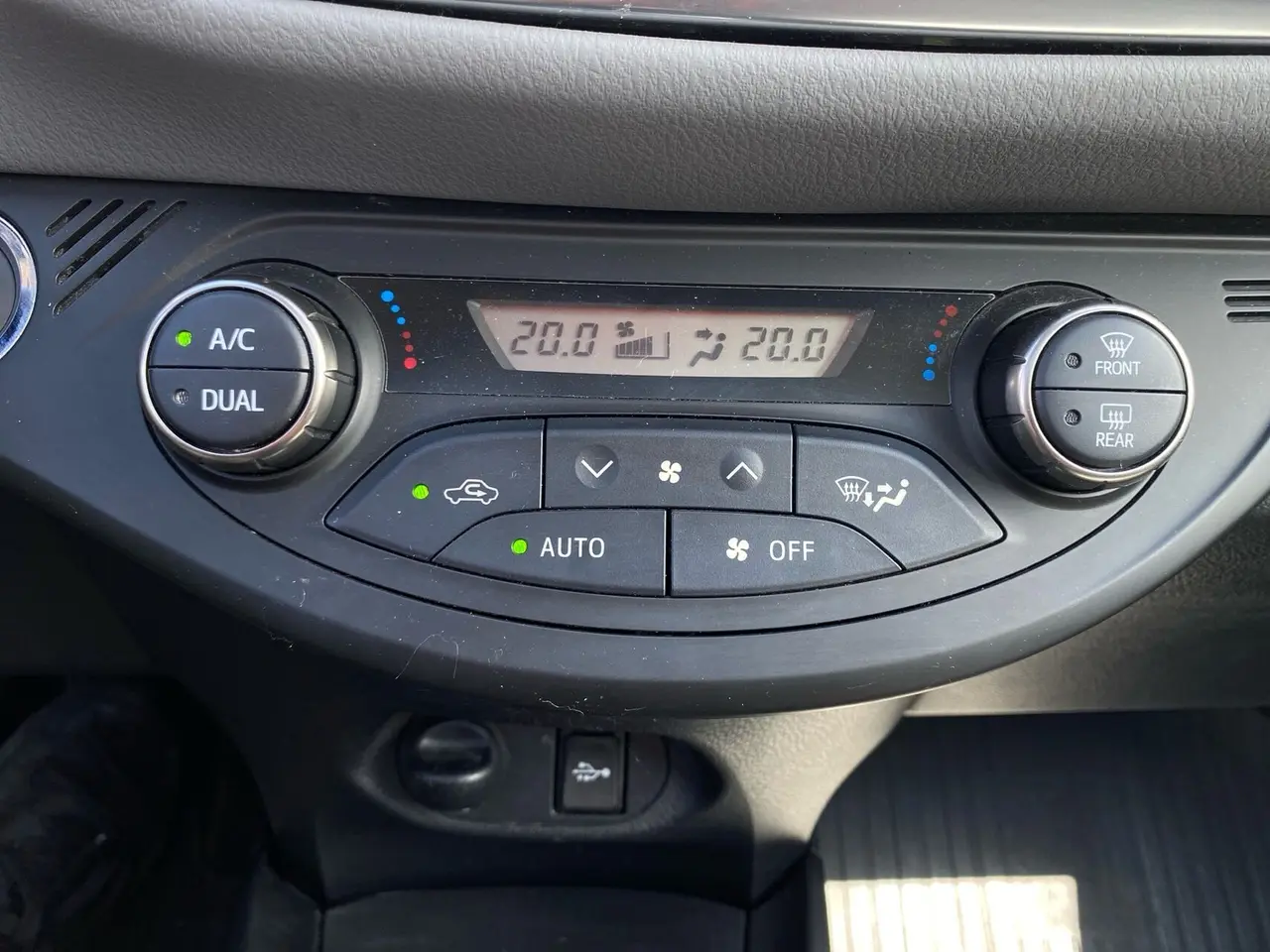 Billede 20 - Toyota Yaris 1,3 VVT-I T2 Komfort + Skyview 100HK 5d 6g