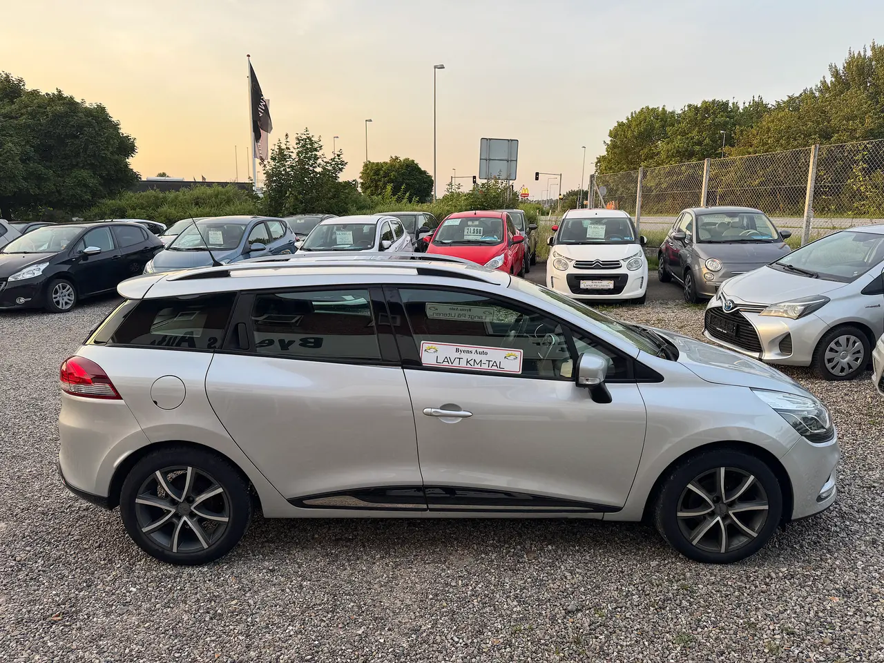 Billede 2 - Renault Clio Nysyn Kun kørt 162000 Pæn Velholdt