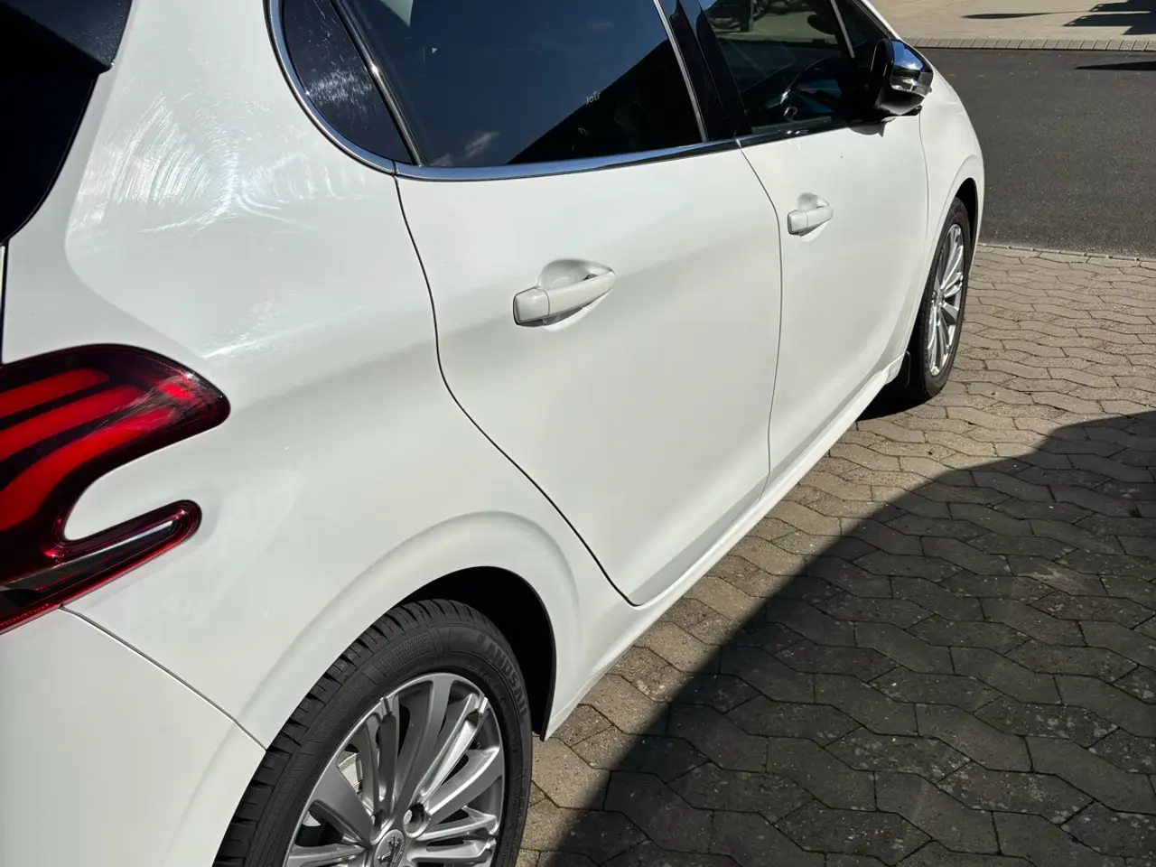 Billede 1 - Peugeot 208 1.2