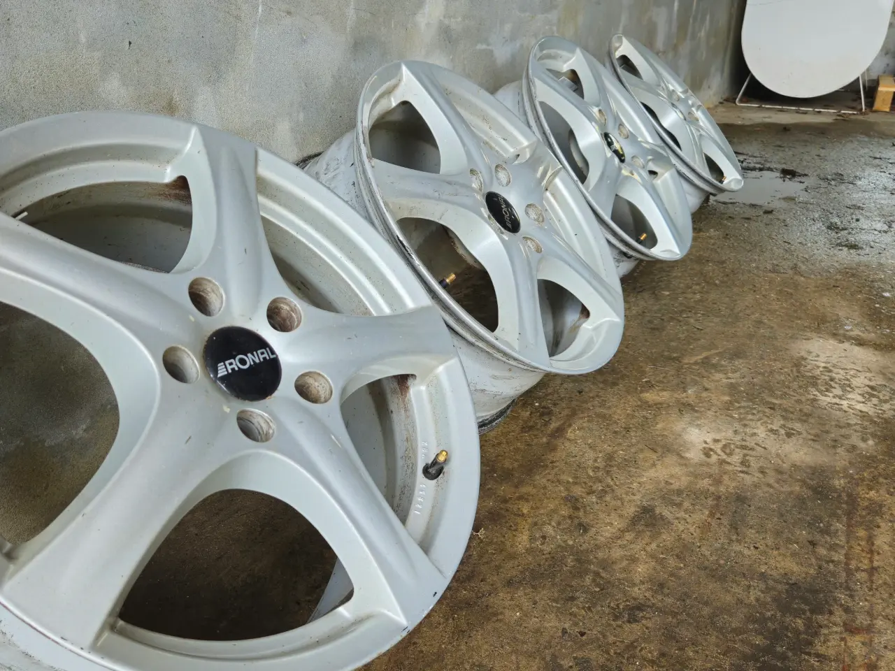 Billede 1 - 5x114,3 • 7x17 • ET49 • Ø76