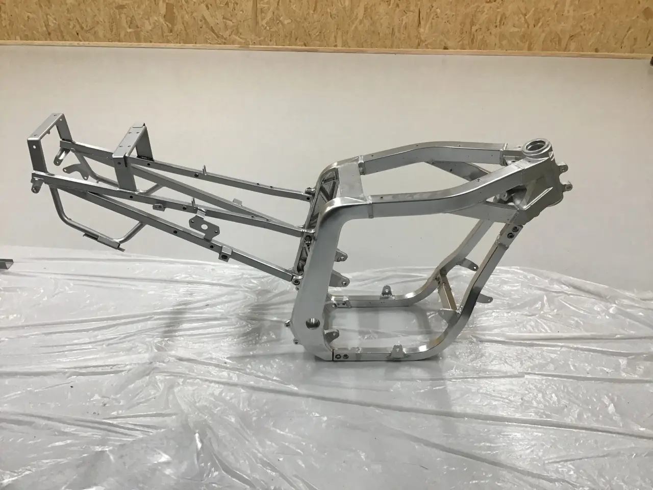 Billede 3 - Suzuki GSXR 400 GK76A nye og brugte dele