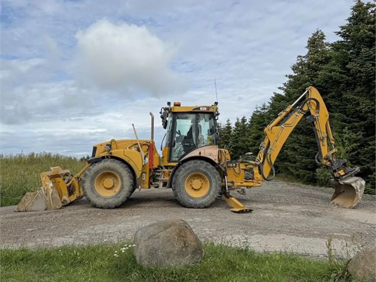 Billede 4 - Hydrema 926 E - Engcon MIG2 joystik (Dobbelt command 2), Engcon rotortilt, Moba 2D