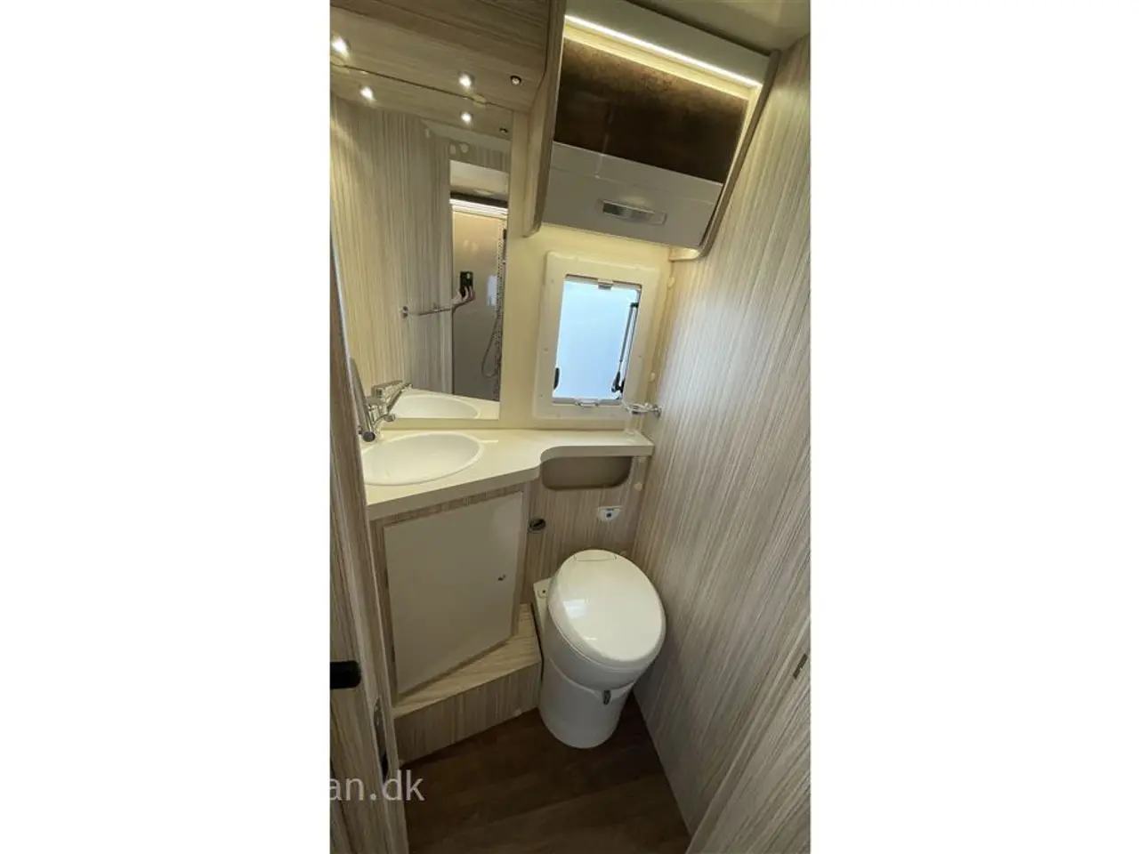 Billede 9 - 2025 - Elnagh T-Loft 582