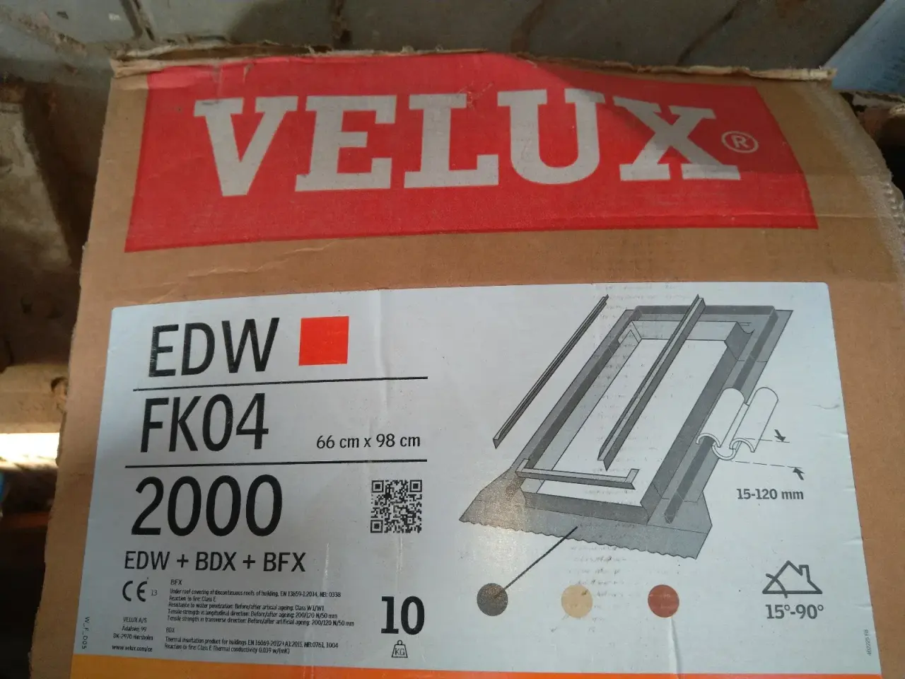 Billede 2 - Velux vippevindue hvidmalet