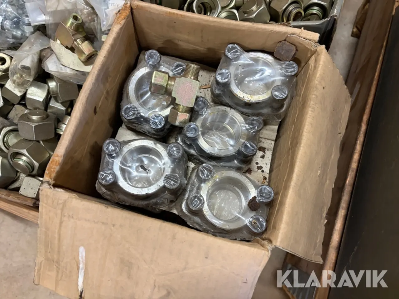Billede 4 - Lot - Fittings, SAE flanger, og kuglehaner - 1 palle