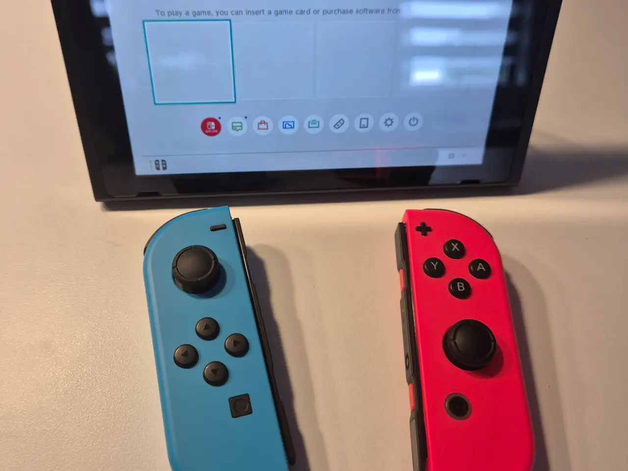 Billede 3 - Nintendo Switch Rød/Blå med taske HAC-001