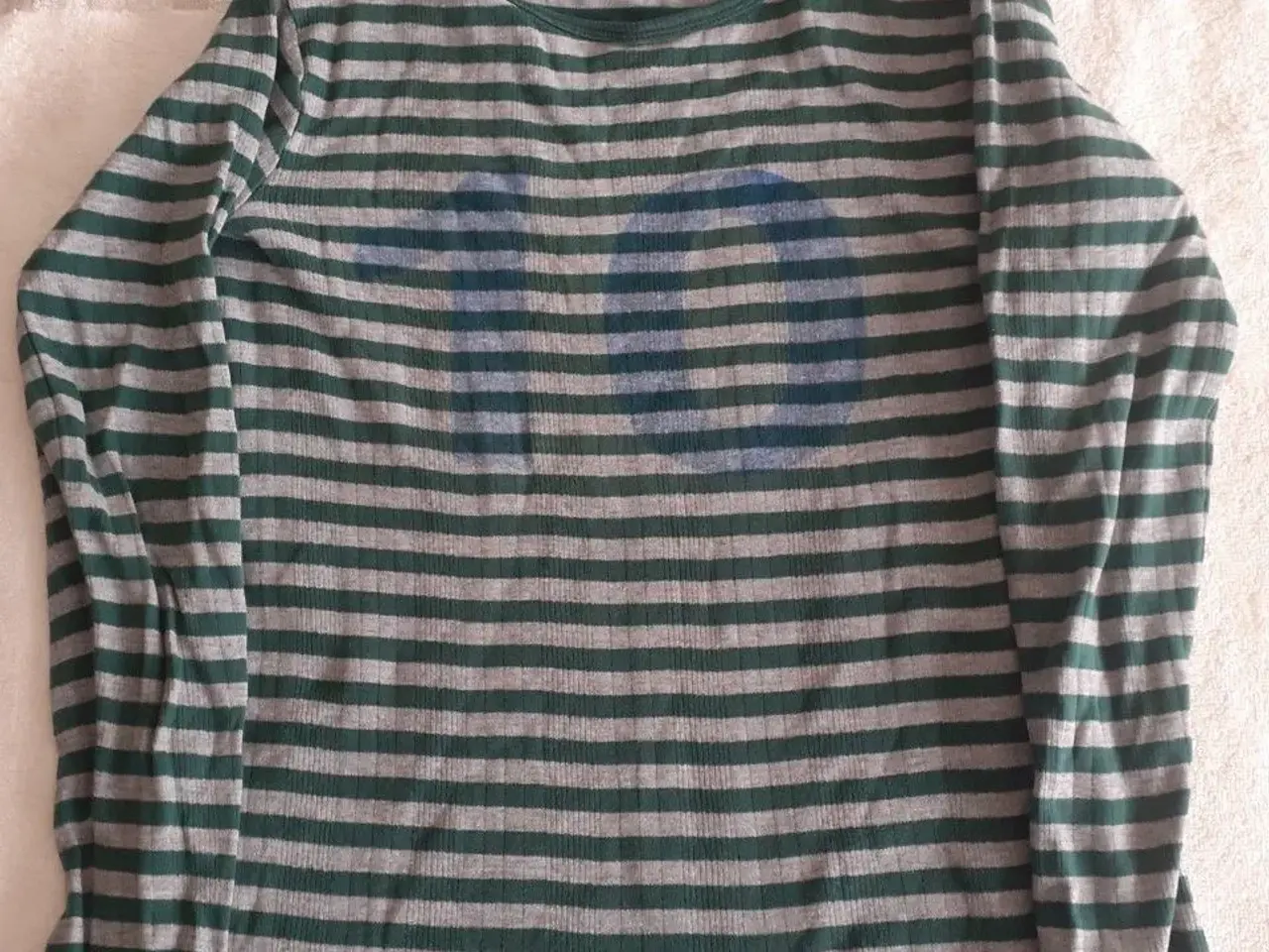 Billede 1 - Bluse med lange ærmer, str. 134