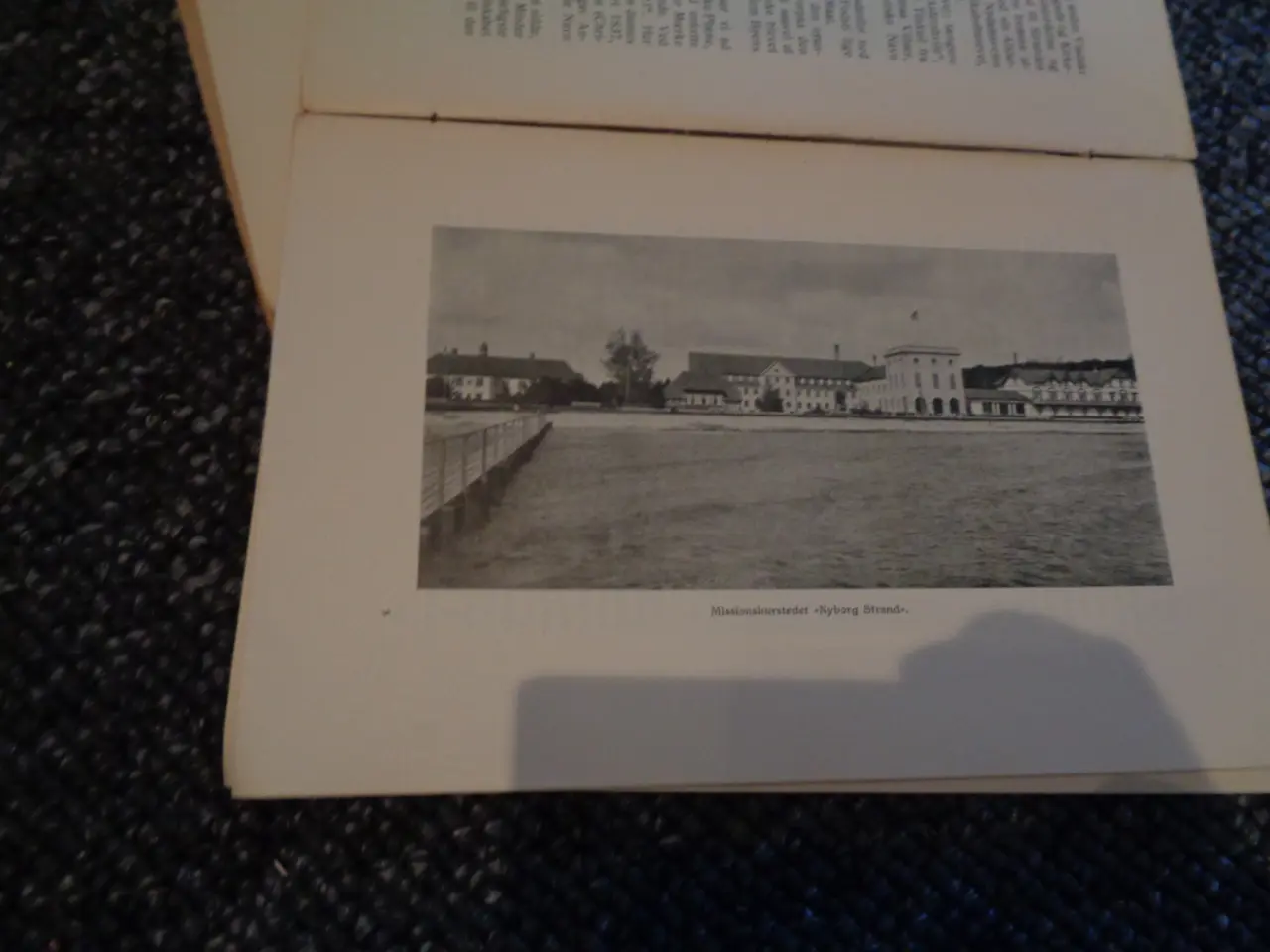 Billede 7 - Gammel bog om Nyborg
