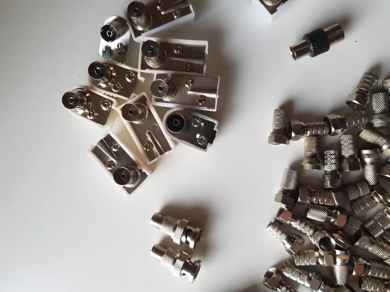 Billede 5 - Antennemateriel 90% nyt . Nypris over 2100kr 