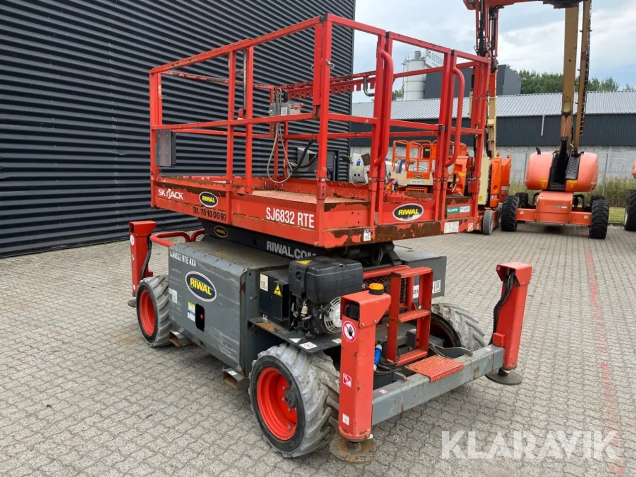 Billede 2 - Sakselift Skyjack SJ683eRTE Hybrid 11.7meter