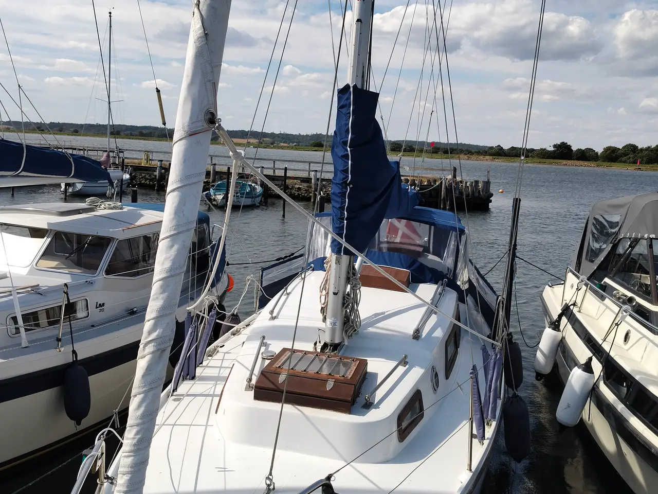 Billede 4 - Motorsejler, velsejlende