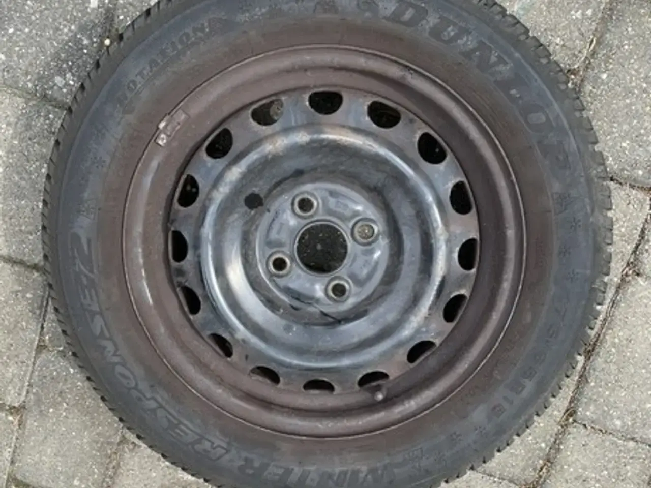 Billede 1 - Fine Dunlop vinterdæk på stålfælge