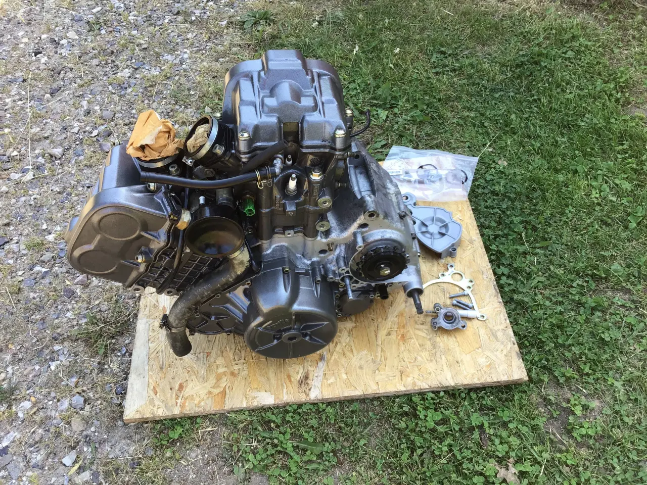 Billede 1 - Aprilia RSV Mille dele