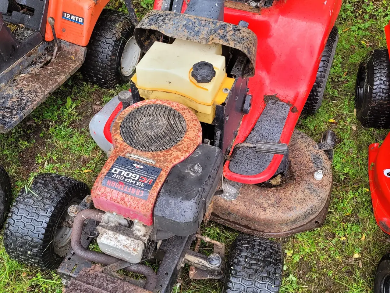 Billede 9 - 16 plæneklipper, 4 havetraktor samt en masse småde