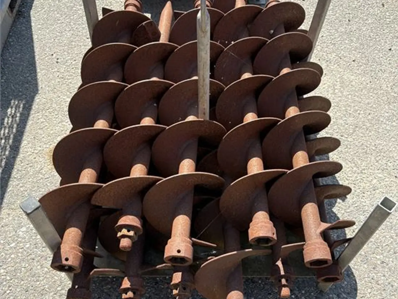 Billede 5 - VPM 200-1-2 - Hydraulisk jordboremaskine / Hydralik earth auger - Horisontal digging - 9 stk Ø150 og 11 stk. Ø200 bor / drills - 200 bar