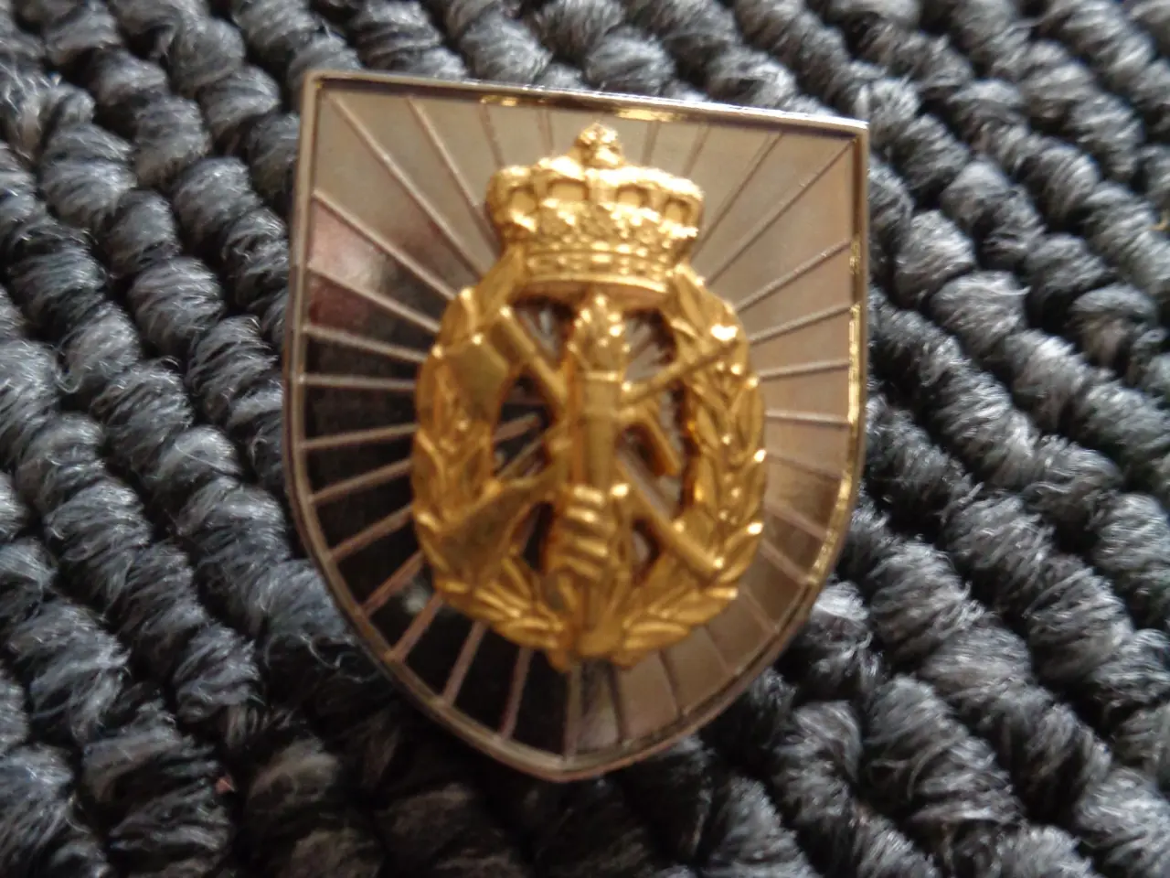 Billede 2 - Emblem Militær