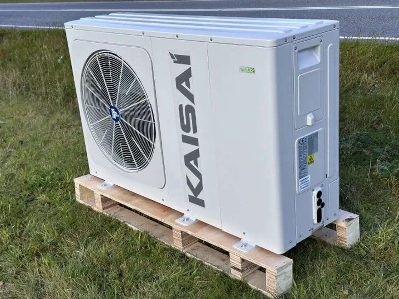 Billede 1 - Fabriksny 10 KW luft til vand varmepumpe Kaisai KHC-10RY3-B