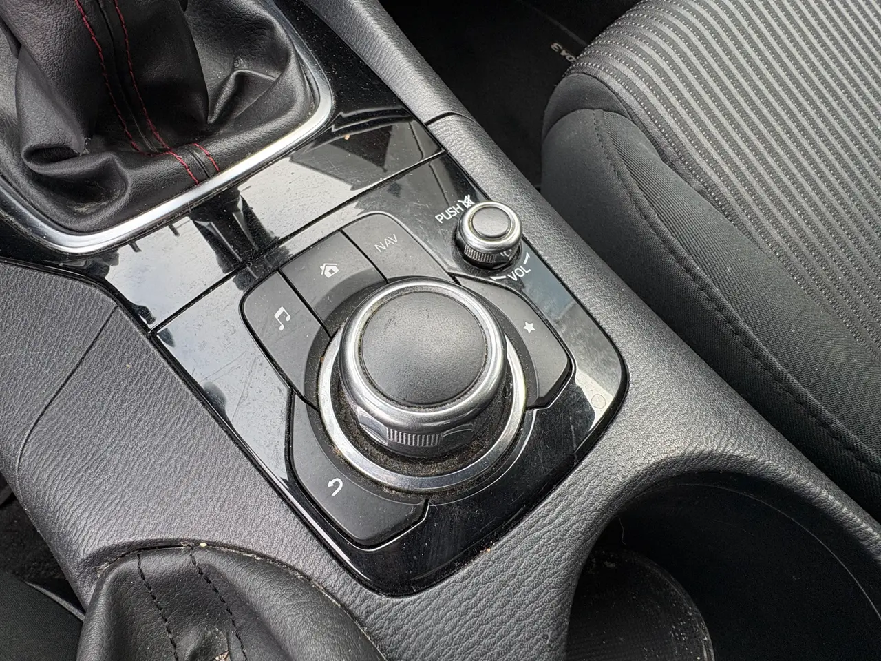 Billede 11 - Mazda 3 2,2 Skyactiv 150 - OBS - Defekt Turbo...