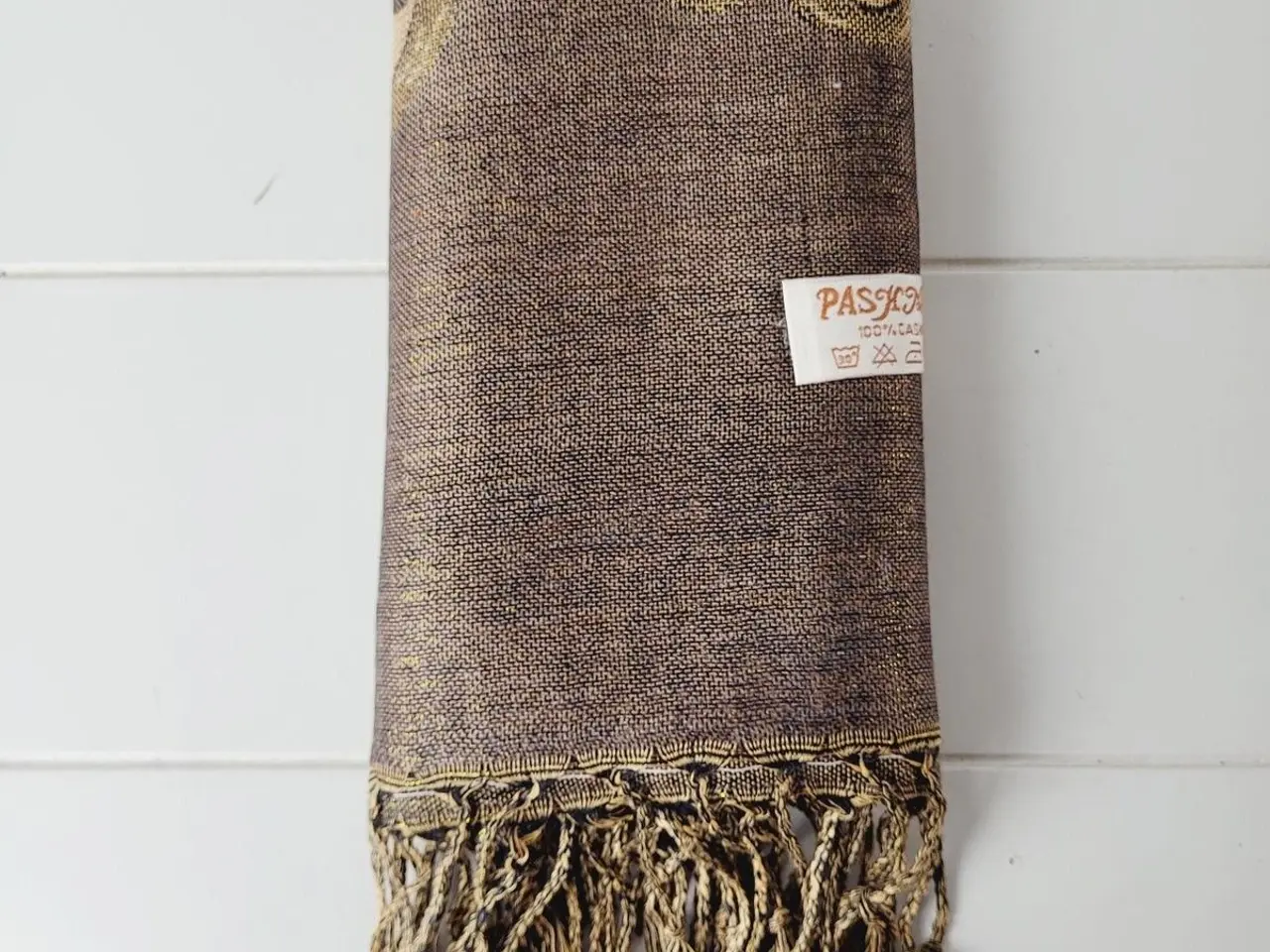 Billede 3 - ⭐️- Elegant og Blødt Pashmina Tørklæde - UBRUGT