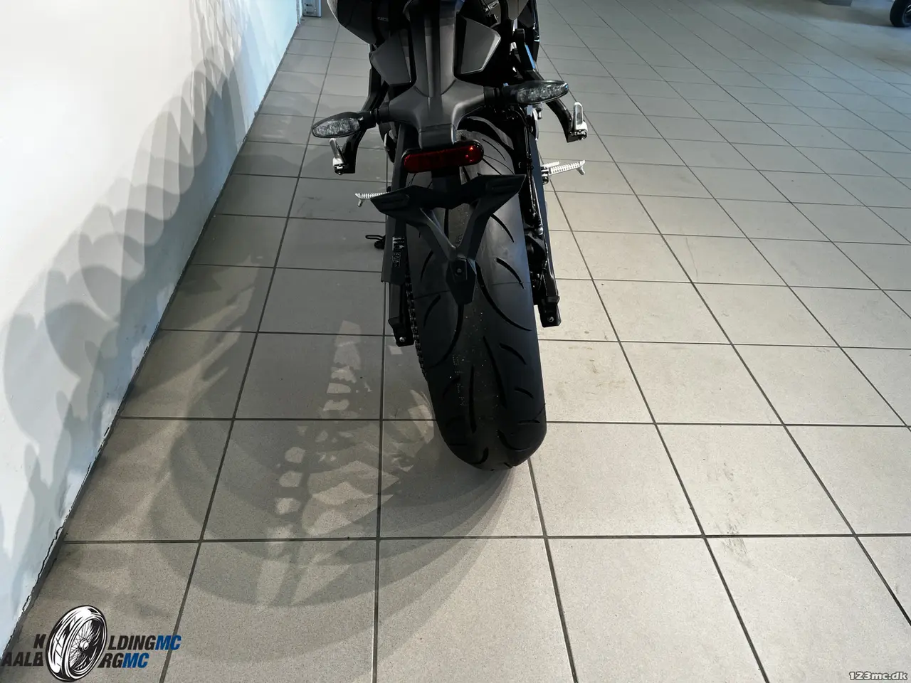 Billede 8 - Triumph Daytona 660 Sapphire Black
