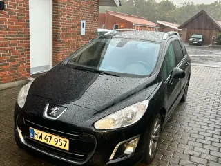 Peugeot 308 e-HDi 112 Sportium SW  7prs