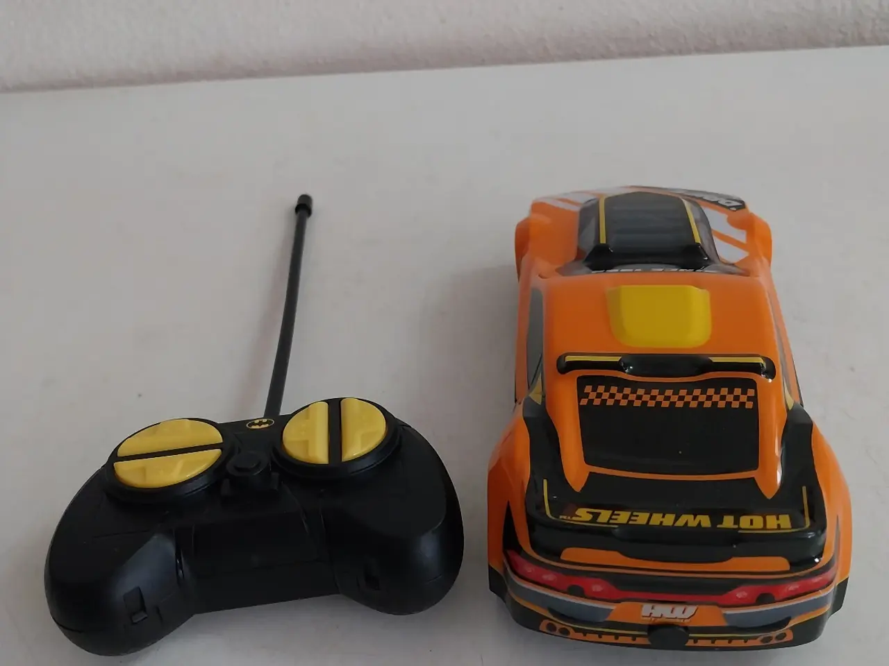 Billede 4 - Hot wheels fjernstyret bil