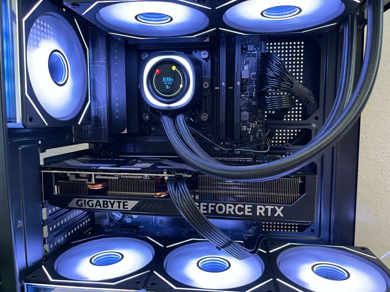 Billede 3 - 🔥 MONSTER GAMING-PC – RTX 5070 / i7-14700KF / 64G