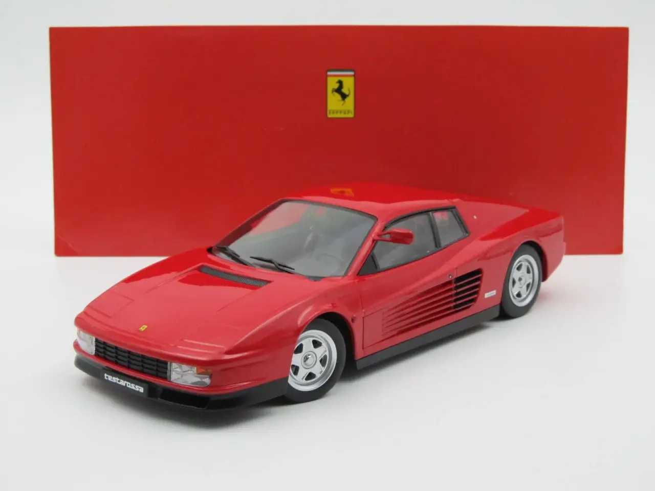 Billede 1 - 1984 Ferrari Testarossa - 1:18 Limited Edition