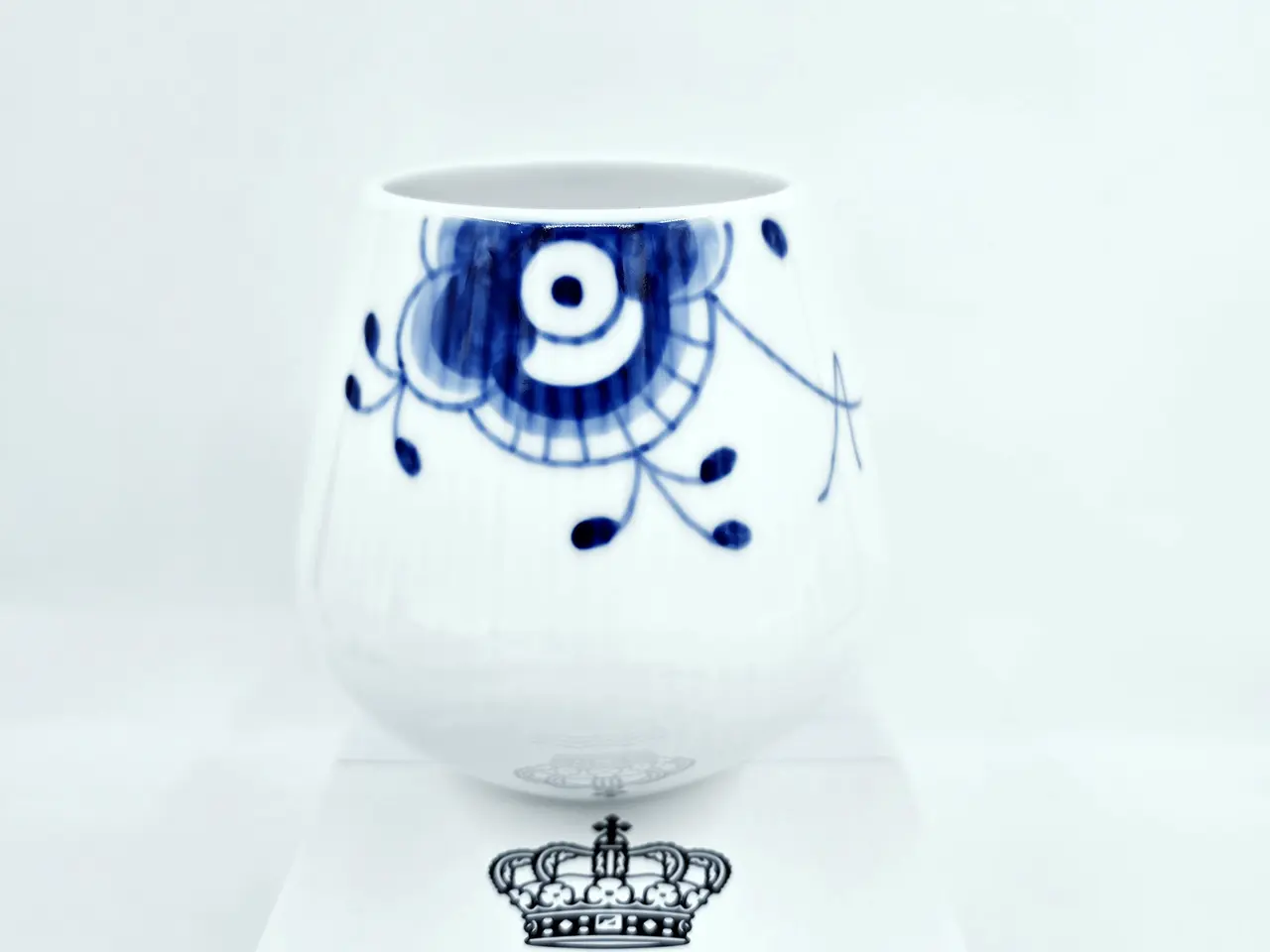 Billede 1 - Blå Mega Riflet Vase nr. 680. sortering 1