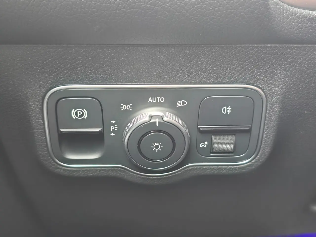 Billede 14 - Mercedes EQB250+ AMG Line 7prs