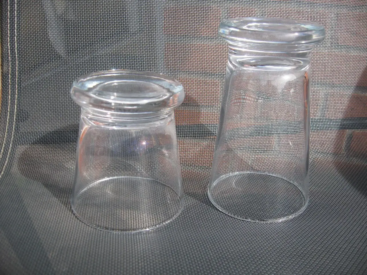 Billede 3 - SØGES: Drikkeglas som dem på billedet