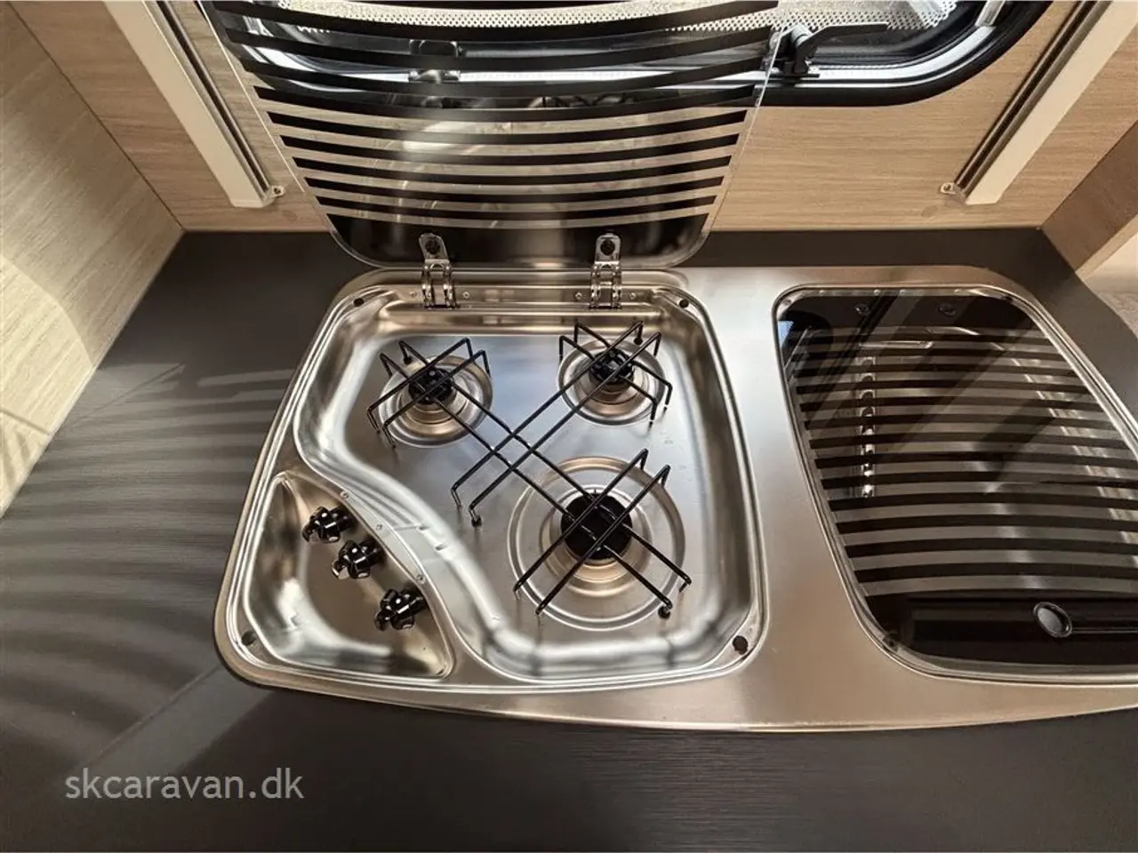 Billede 9 - 2021 - Caravelair Titanium 455 Norline   Pæn og velholdt campingvogn