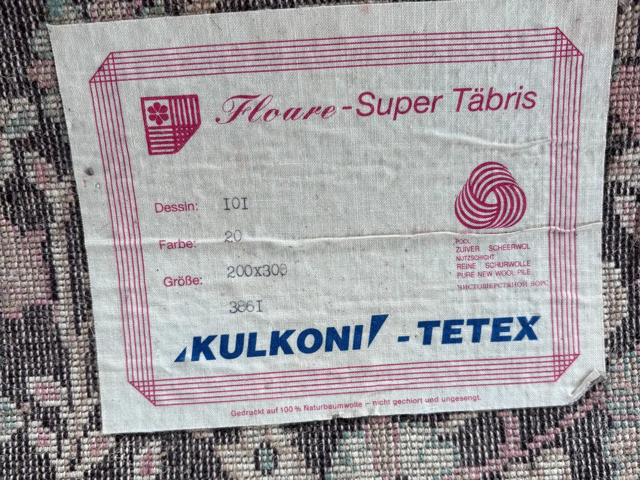 Billede 2 - Super flot tæppe med smukke farver.