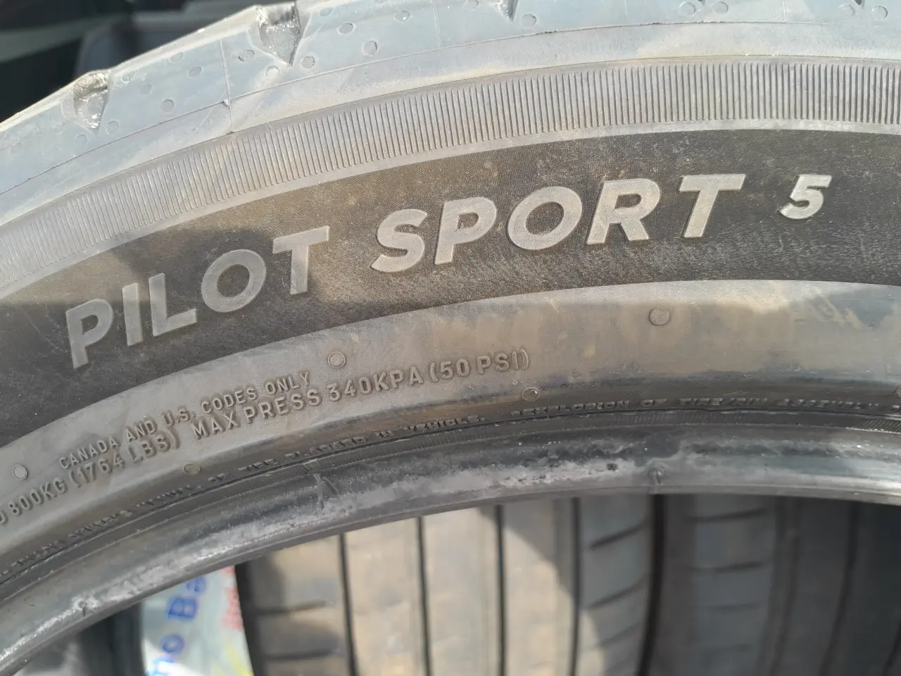 Billede 2 - 245/45×18 Michelin 